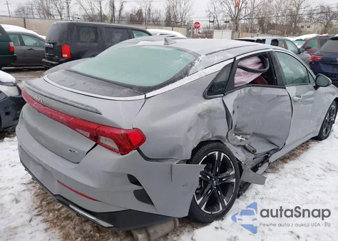 2024 Kia K5 Gt-Line z USA, uszkodzony, nr VIN 5XXG64J24RG248252